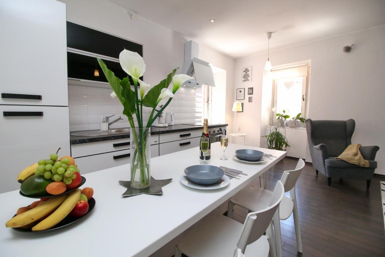 Carrera Corner Apartment Rovinj Exterior foto